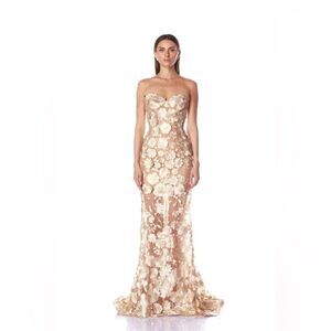 NWOT Bronx and Banco Jasmin Bridal Floral Strapless Gold Gown